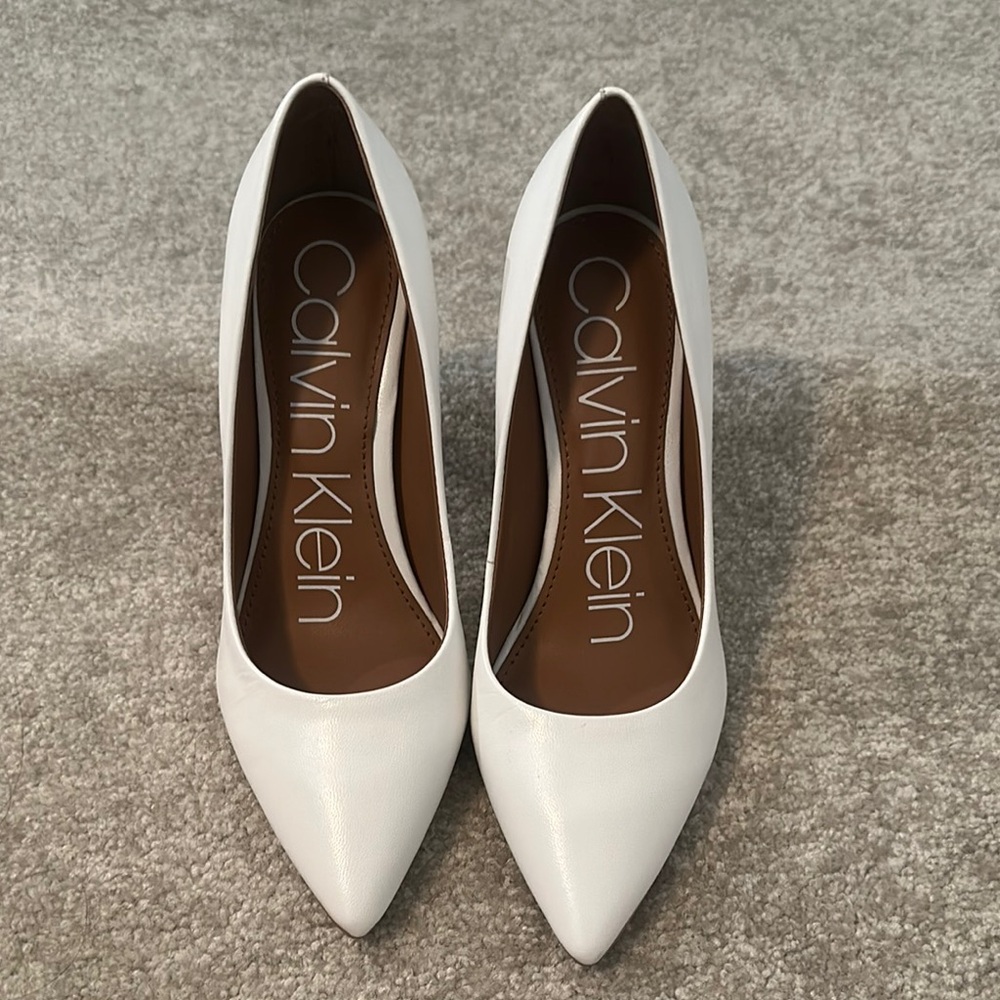 Calvin Klein White Heels Sleek Pointed-Toe Design